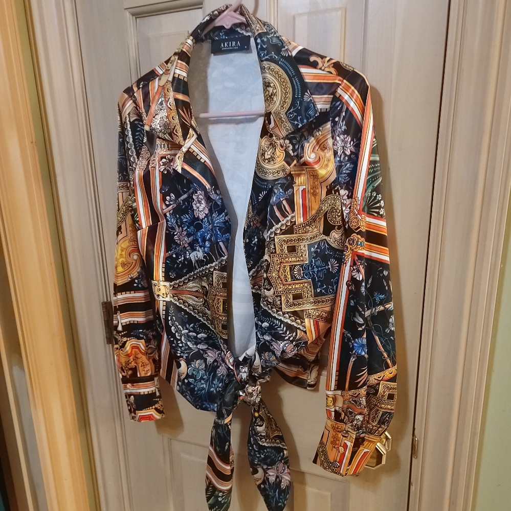 Misses Sz M Akira Silky Tie Front Shirt Blouse Trendy Print